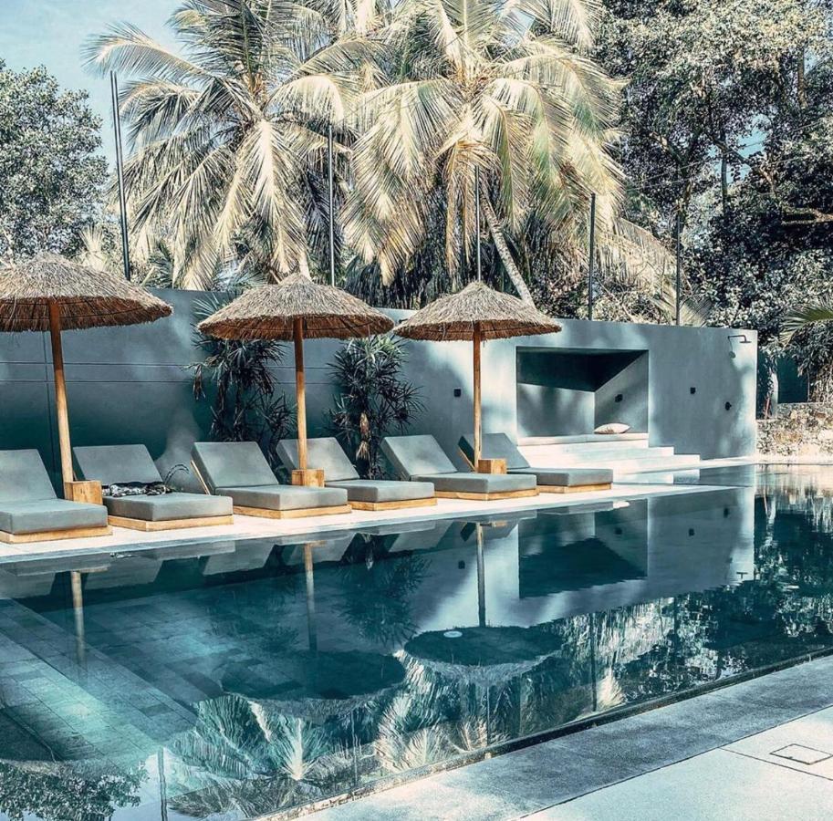 The Salty Pelican Yoga & Surf Retreat Dickwella Exterior photo