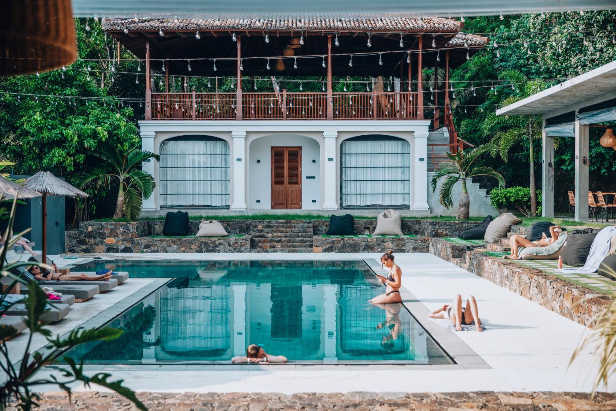 The Salty Pelican Yoga & Surf Retreat Dickwella Exterior photo