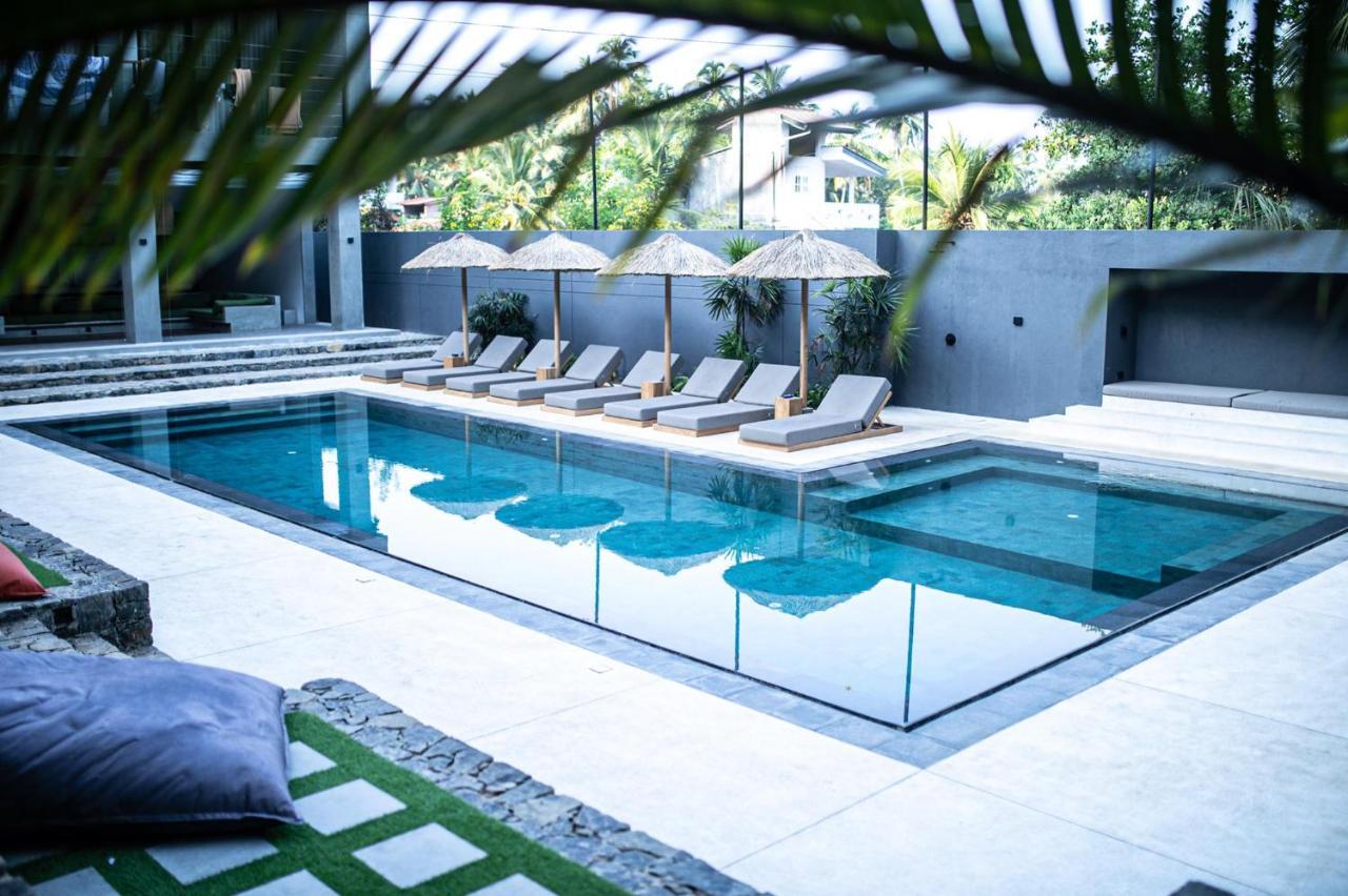 The Salty Pelican Yoga & Surf Retreat Dickwella Exterior photo